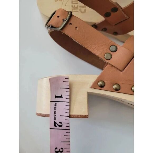 The Italian Clog Women's clogs with light brown leather bands Handmade 36 NWOB $ - Picture 6 of 8